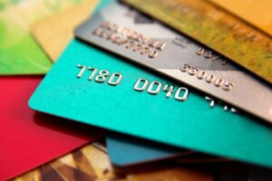 At Risk of Losing Consumers: Acquired.com Reveals Impact of Expiring Cards on Businesses